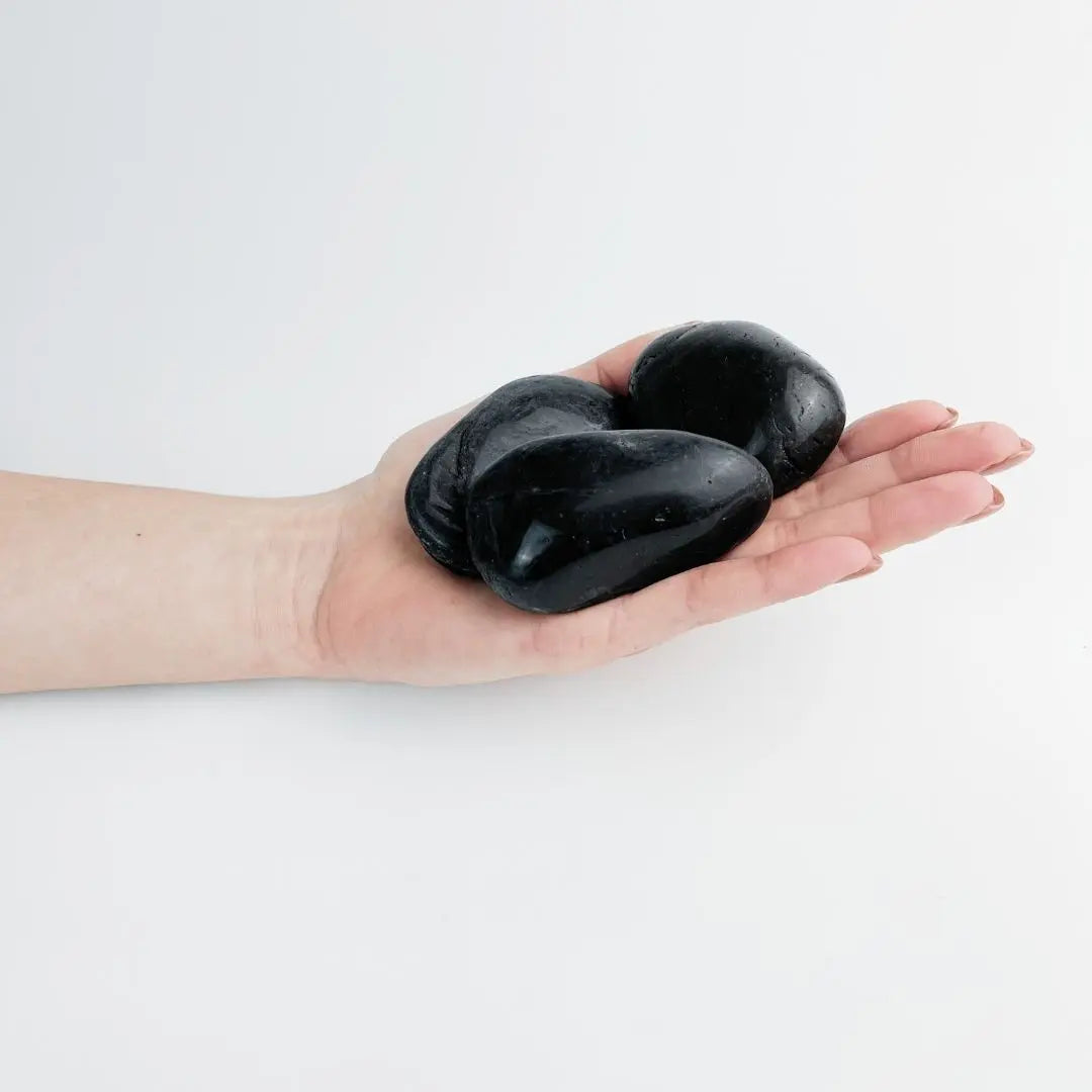 Black High Polished Pebbles  š®š©