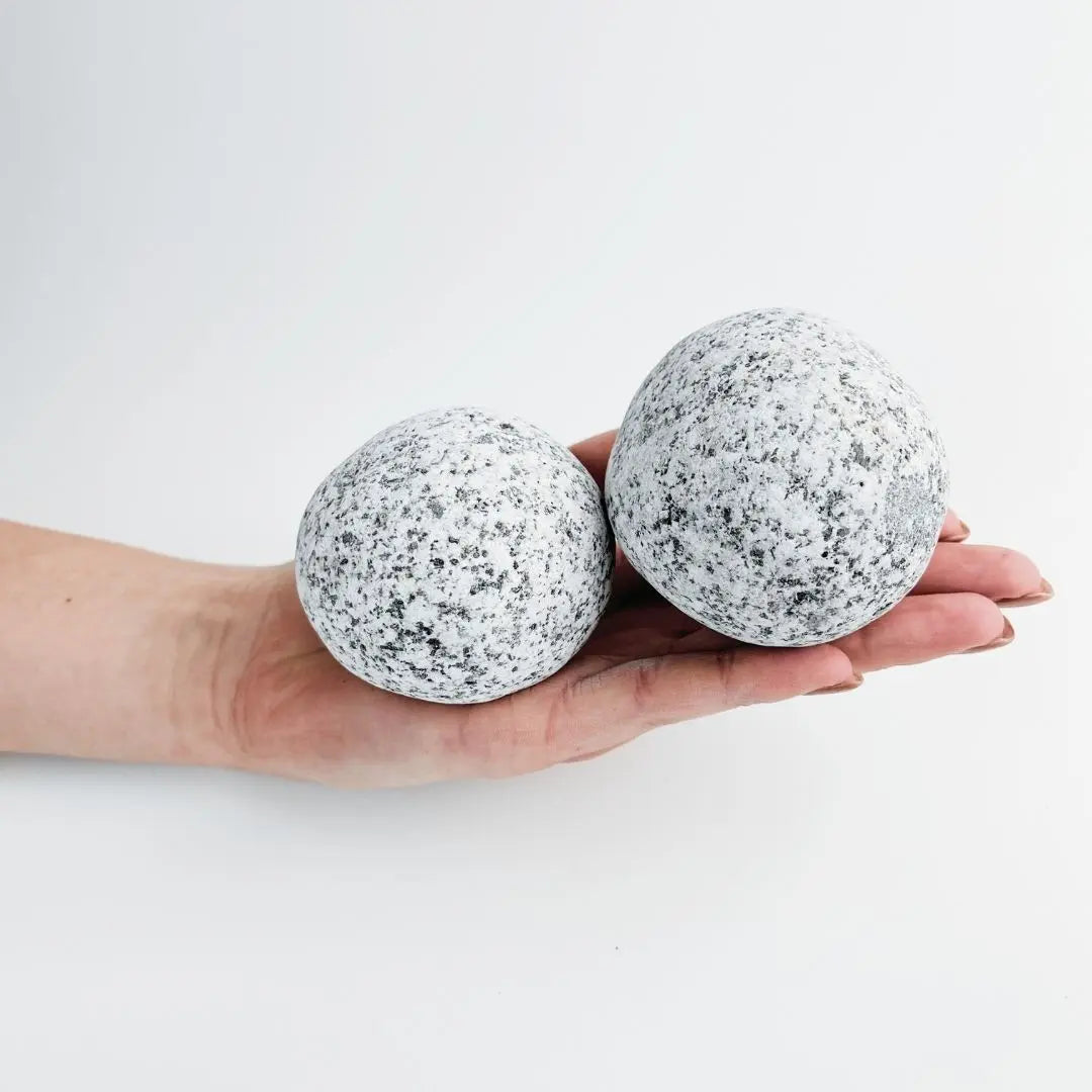 Silver Granite Balls Pebbles 🇵🇹