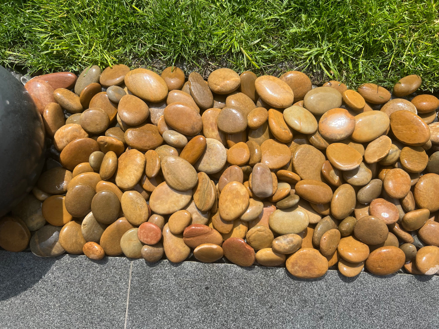 Umber Flat Mosaic Pebbles 🇵🇹