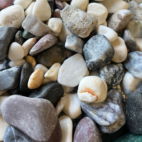 Mix Colours Pebbles 🇹🇷 – Stones4Gardens