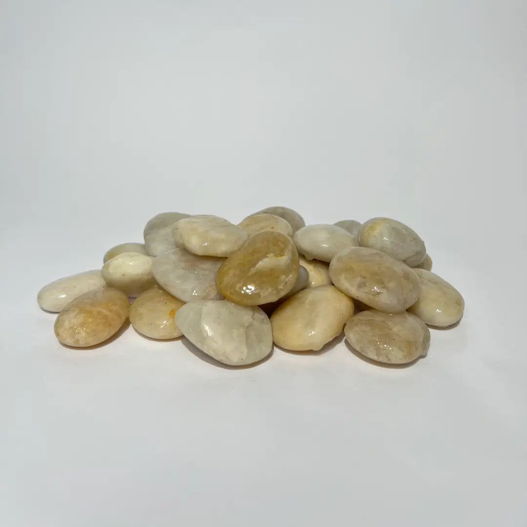 Quartz White Polished Pebbles 🇮🇳