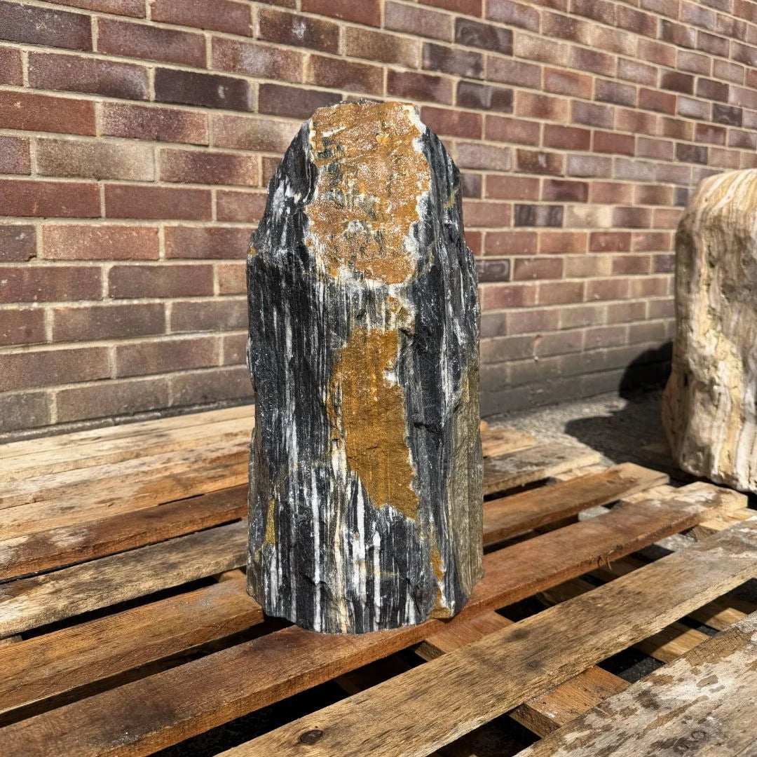 Monolith MON-067