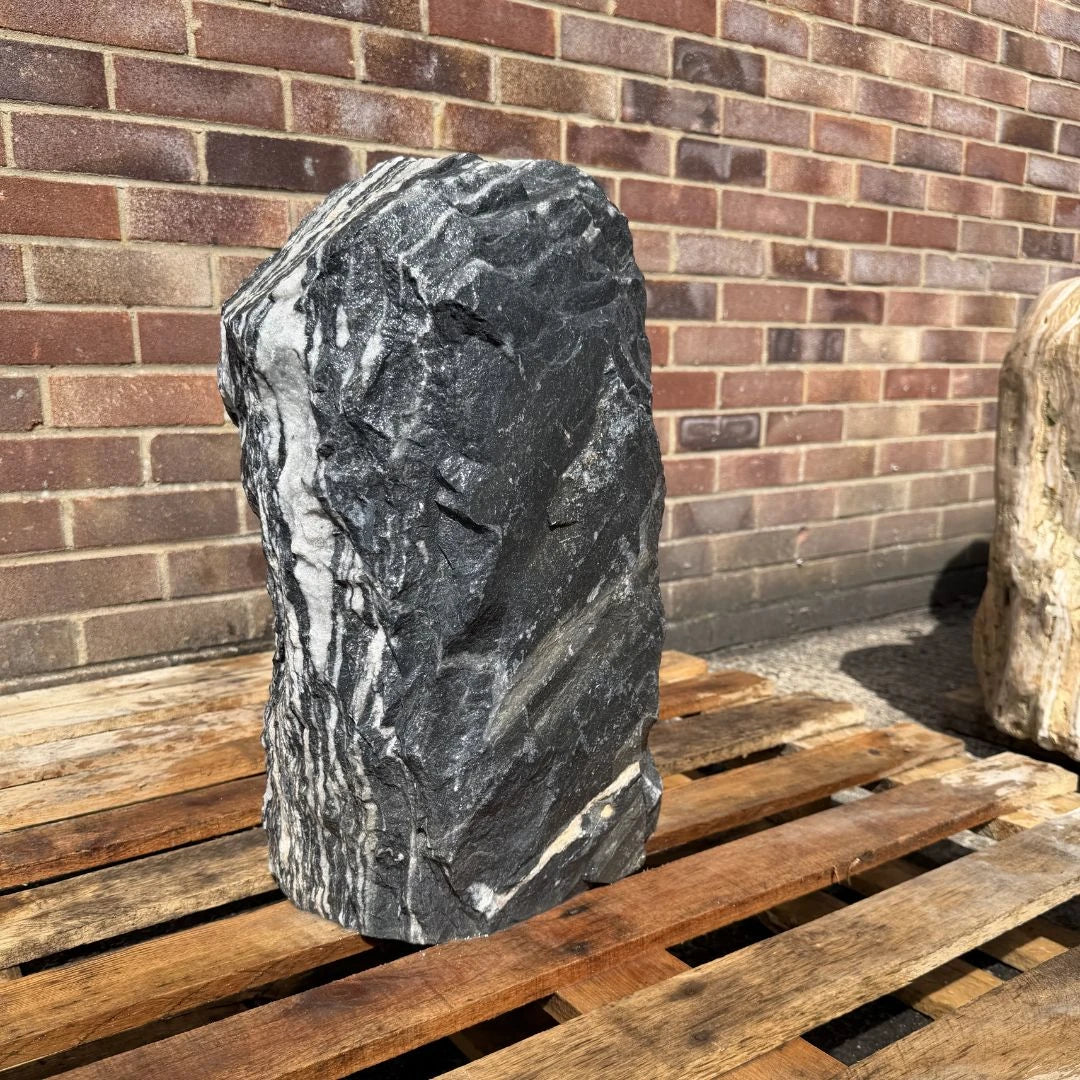 Monolith MON-069